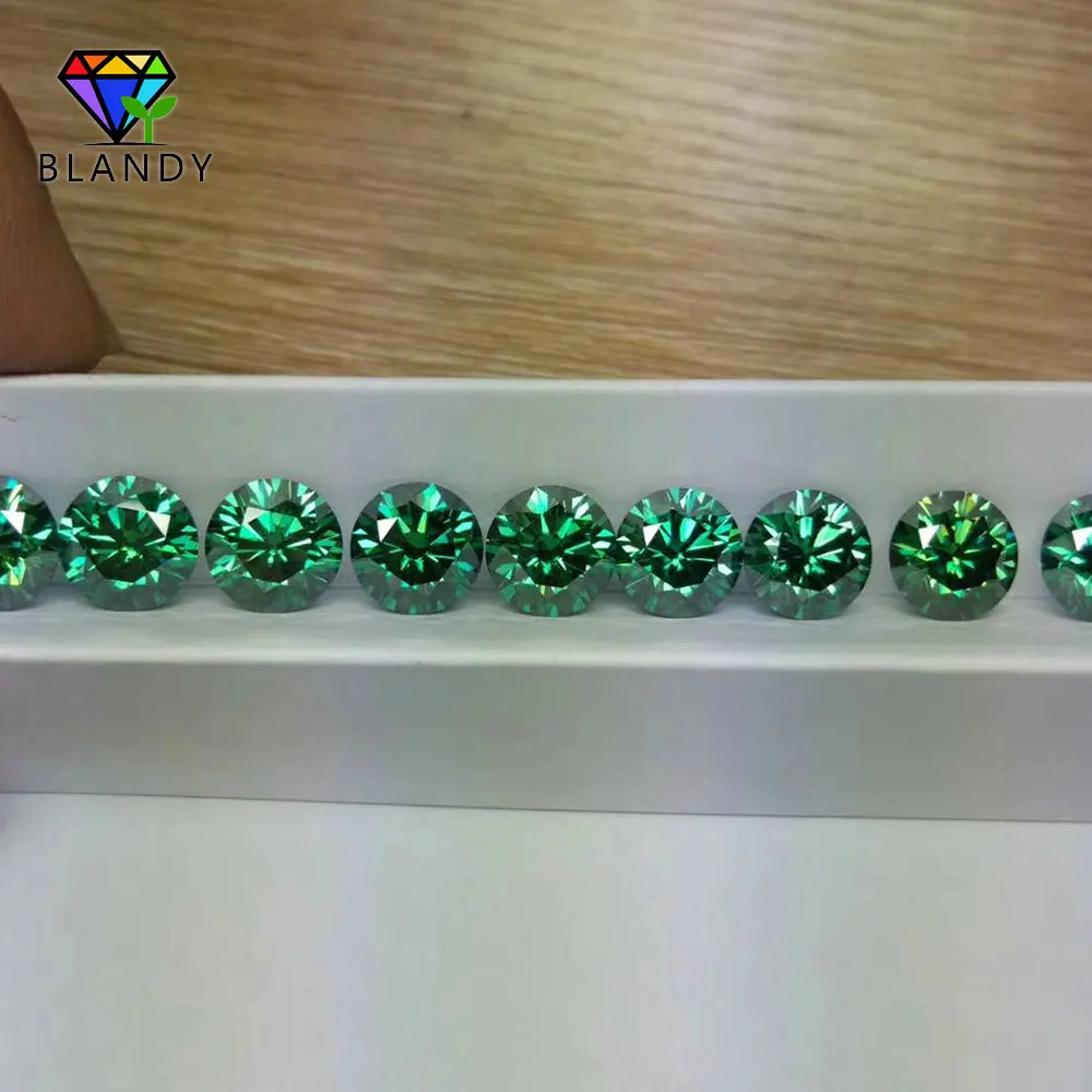 Nemokamas pristatymas 3.0 mm iki 11mm, Žalios spalvos apvalios lakuotais supjaustyti moissanites akmens papuošalai
