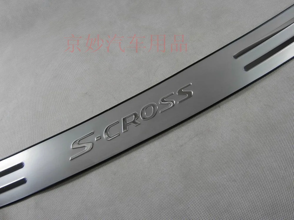 Aukštos kokybės nerūdijančio plieno galinės palangės skydelis,Galinis bamperis Raštas Už Slenksčio Suzuki SX4 S-Cross S Cross-2018 m.