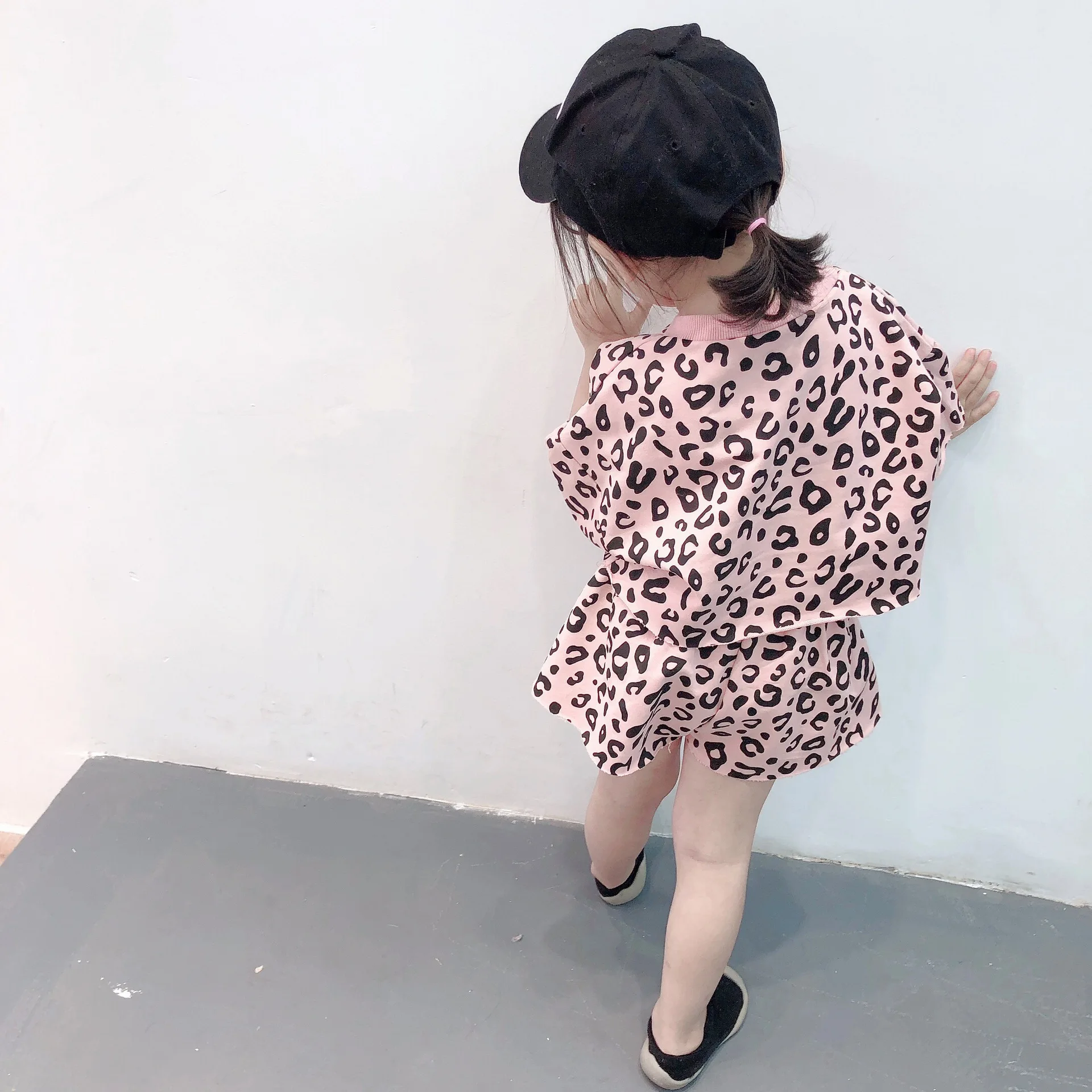 Mergina tiktų leopardas spausdinti gpgb marškinėliai striukė plius šortai 2019 m. vasaros suknelė naują užsienio prekybos vaikus, drabužiai