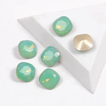Geriausios Kokybės Nagai kalnų krištolas Pagalvėlių Iškirpti Formą Ramiojo vandenyno Opal Spalvos Populiarus Stiklo Kristalų Pointback Masės 3D Nagų Dailė Perlus
