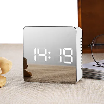 Daugiafunkcis LED Veidrodis, Žadintuvas, Skaitmeninis Laikrodis Atidėjimo Laiko Rodymas Naktį Led Šviesos Žadintuvas su Laiko/Temperatūros Ekranas