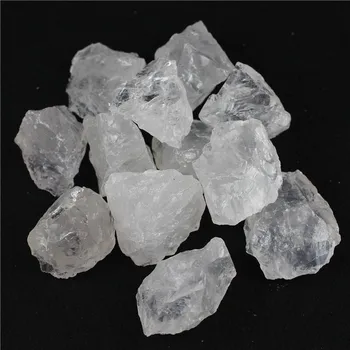 Natūralus kvarco kristalas neapdorotų brangakmenių sumaišyti mineralų gydomųjų žalio akmens, dovanos